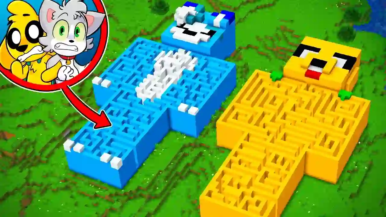 MIKECRACK's LABYRINTH vs. AKELA's LABYRINTH 😱😂 The MOST SECURE SECRET BASE in MINECRAFT 🌊⚡ MIKECRACK
